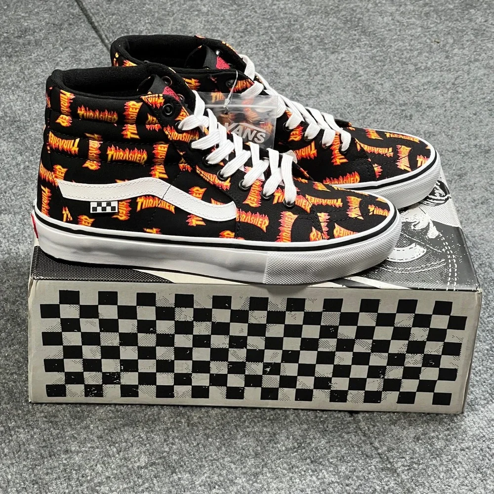 NEW Vans Skate Sk8-Hi Thrasher Mens 10 / 11.5 Wmns Black Multi Flame VN0A5FCCBML